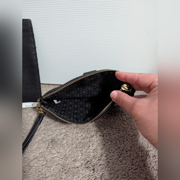 Lodis Black Leather Wristlet Clutch With Card Holder - Picture 3 of 5